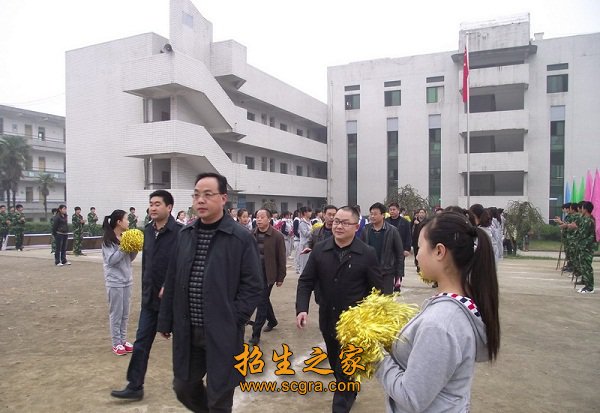 學校領導