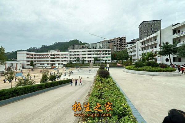 校園風(fēng)光