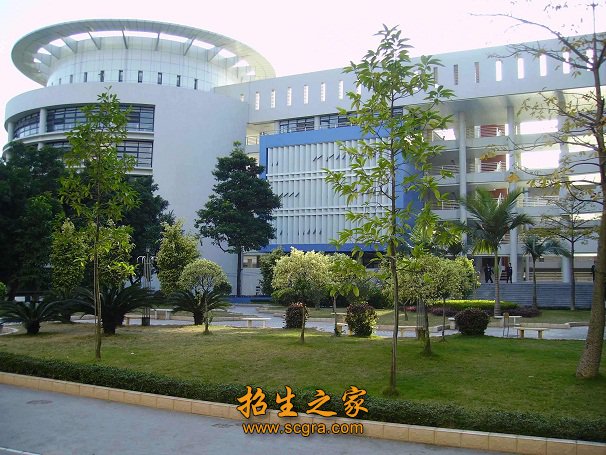 校園風(fēng)光