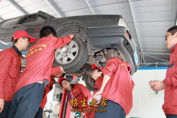 汽車實訓(xùn)