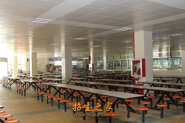 學校食堂