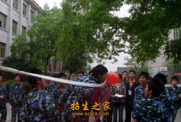學(xué)生活動(dòng)
