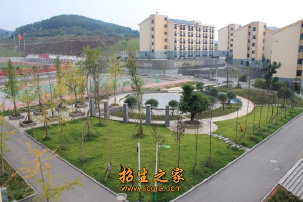 校園風(fēng)光
