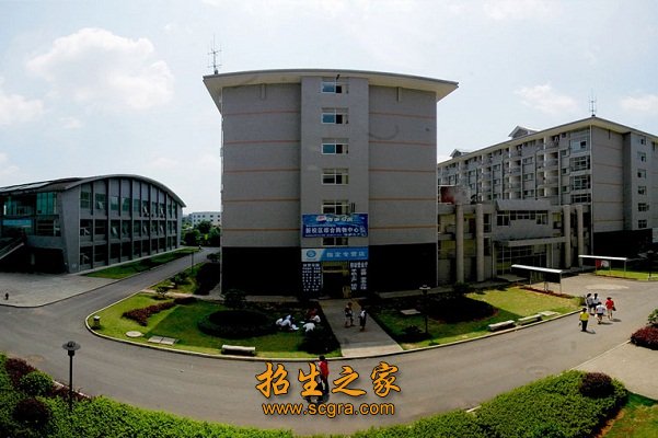 學(xué)生公寓