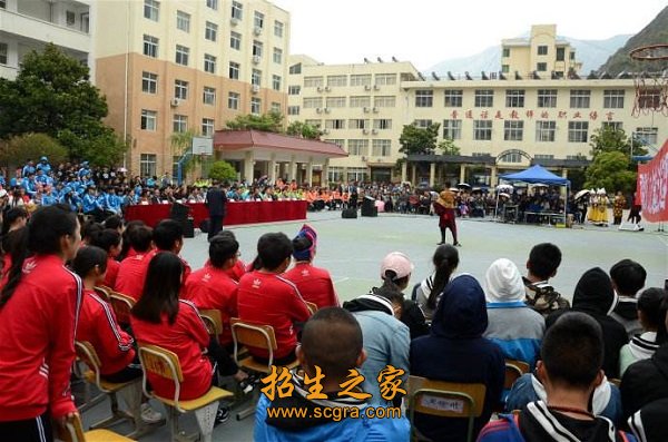學(xué)生表演