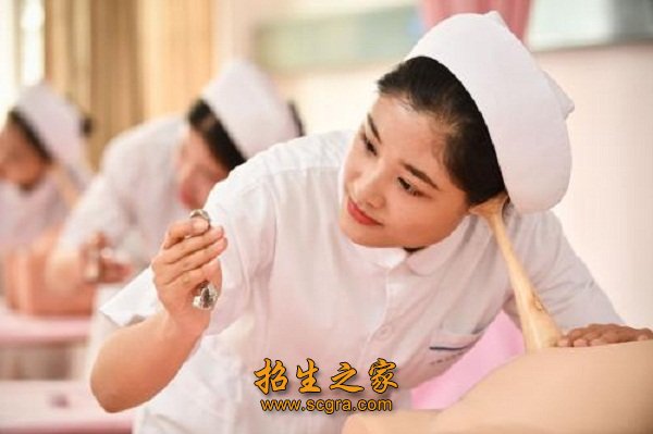 助產專業(yè)學生