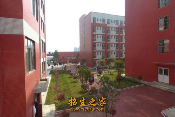 綿陽(yáng)理工學(xué)校的收費(fèi)標(biāo)準(zhǔn)和學(xué)校地址在哪里
