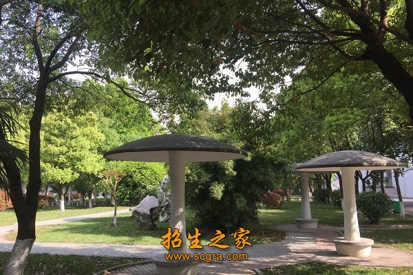 鎮(zhèn)江機(jī)電高等職業(yè)技術(shù)學(xué)校