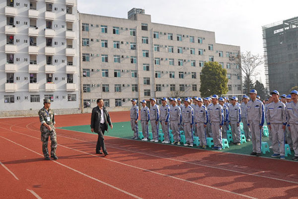 貴州省電子工業(yè)學校