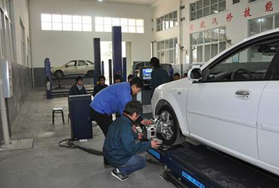想學(xué)汽車(chē)檢測(cè)專(zhuān)業(yè)哪所汽修學(xué)校好