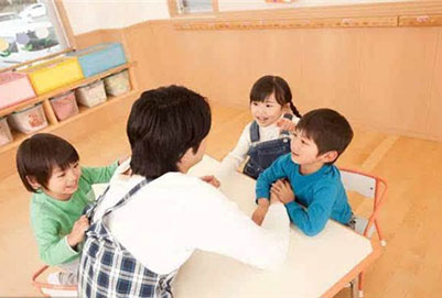 貴陽幼師學(xué)校：當(dāng)好一名幼師需具備什么