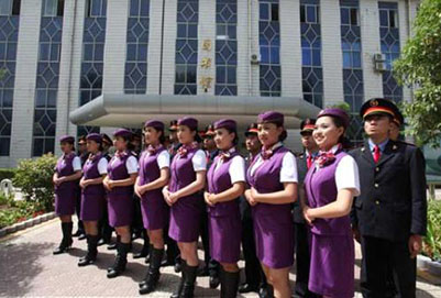 重慶選高鐵乘務專業(yè)的鐵路學校哪家好