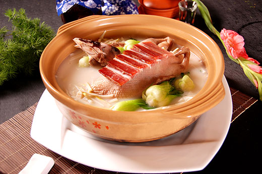 成都廚師學校：初中畢業(yè)可以學廚師專業(yè)嗎?