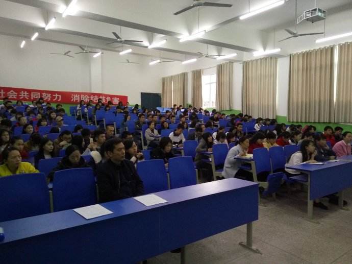 十堰市醫(yī)藥衛(wèi)生學校2020年招生辦聯(lián)系電話