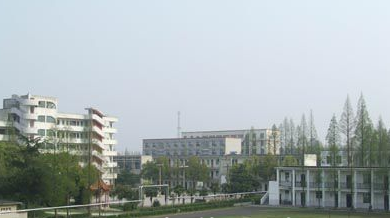 江漢油田職業(yè)技術(shù)學校