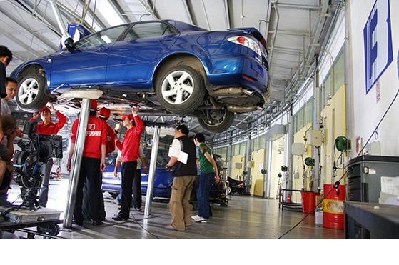 重慶汽修學(xué)校汽車檢測與維修專業(yè)崗位和前景介紹