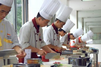 成都烹飪職業(yè)學(xué)校,2023年報(bào)名條件及招生對(duì)象怎樣