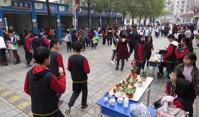 四川省成都市中和職業(yè)中學的校園環(huán)境怎么樣
