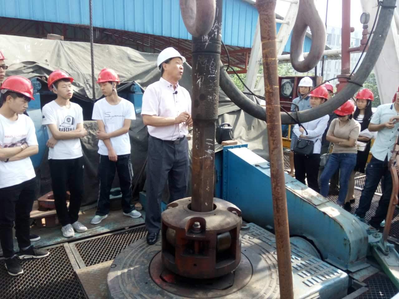 綿陽市世紀(jì)石油工程技術(shù)學(xué)校好不好？環(huán)境如何？