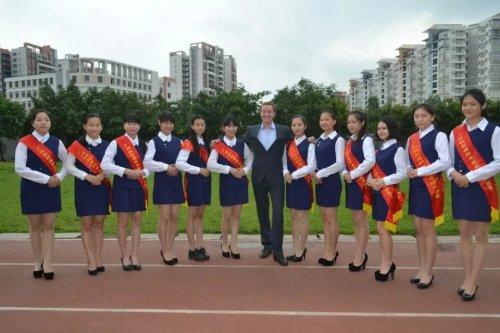 成都男生就讀高鐵乘務(wù)職業(yè)學(xué)校怎么樣,成都市鐵路運輸學(xué)校