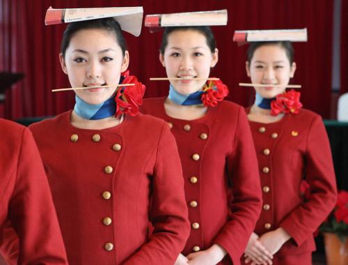 成都航空職業(yè)技術(shù)學(xué)院分享航空學(xué)院中國際空乘的專業(yè)課程 