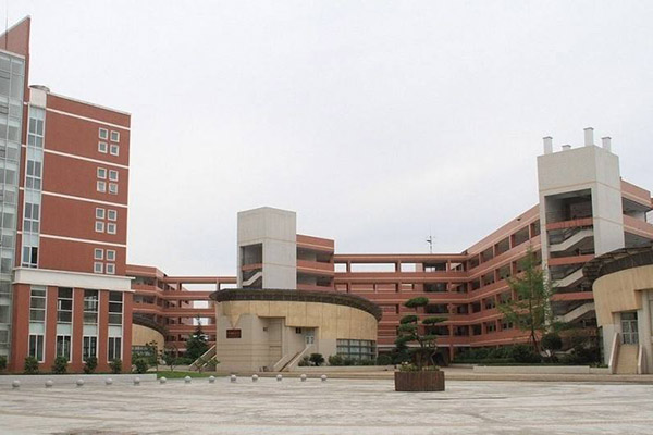 貴陽電力技工學(xué)校2023年學(xué)費、助學(xué)政策