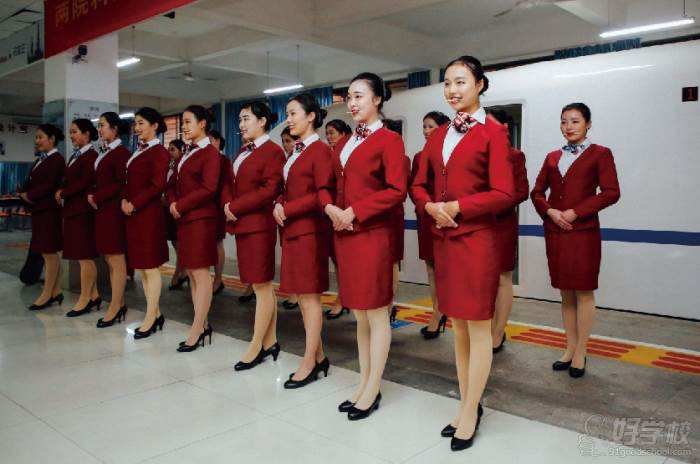 貴陽(yáng)航空高鐵中專學(xué)校有哪些招生條件？