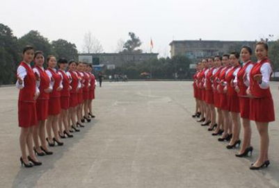 貴州哪個(gè)學(xué)校讀鐵路專業(yè)最好_2024年有招生嗎