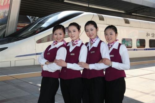 貴陽鐵路學(xué)校分享全國鐵路列車如何過軌出國