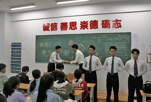 貴陽(yáng)電子職業(yè)學(xué)校的市場(chǎng)營(yíng)銷專業(yè)教學(xué)質(zhì)量怎么樣?