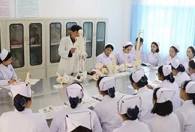 貴陽衛(wèi)校：未來幾年護(hù)理專業(yè)就業(yè)怎么樣?