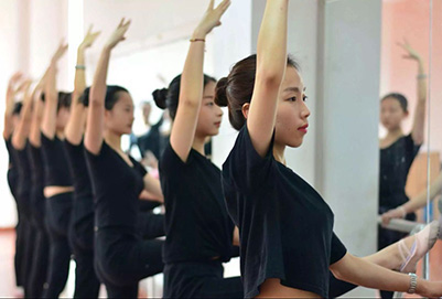 重慶師聯(lián)幼師學(xué)校招生對象和要求有哪些