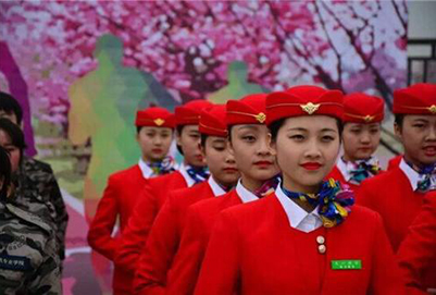 四川空乘專修學(xué)校空乘專業(yè)對于男生和女生的視力有什么要求
