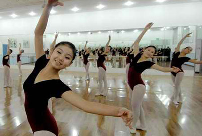 貴陽航空學(xué)校是航空專業(yè)人才培養(yǎng)基地