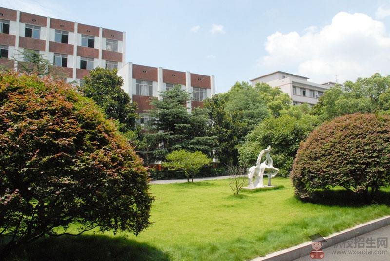 重慶鐵路學校教學環(huán)境好不好？