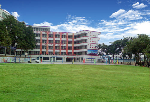 在四川就業(yè)率最高的高鐵學(xué)校在哪里？