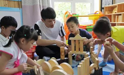 男生讀幼師專(zhuān)業(yè)有什么優(yōu)勢(shì)？